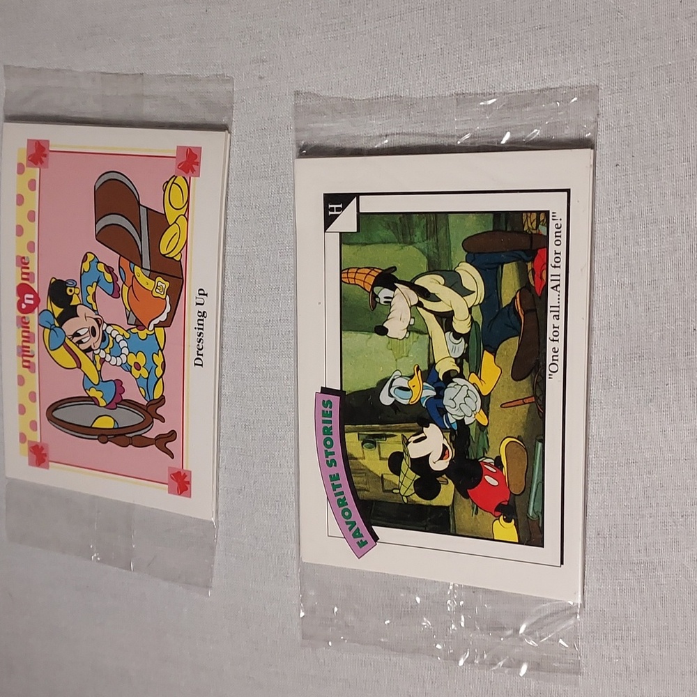 Vintage 1990s Walt Disney Co Minnie Mickey Trading Cards Sealed Promo Card Set